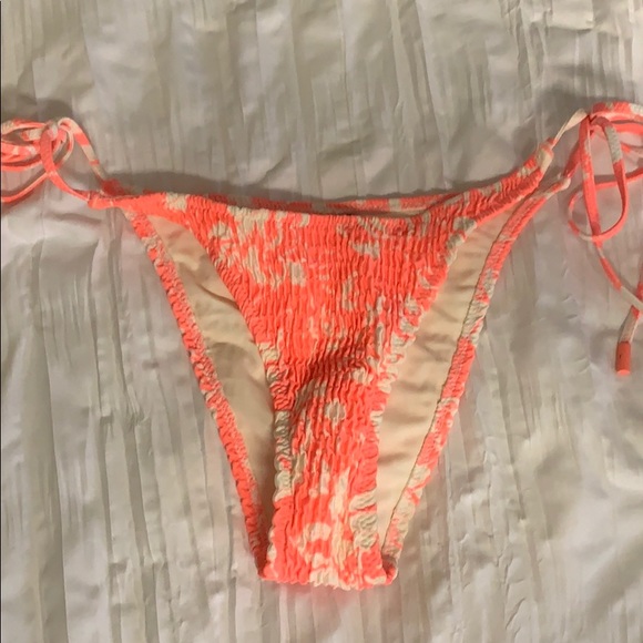 SOLD - Picture 3 of 4